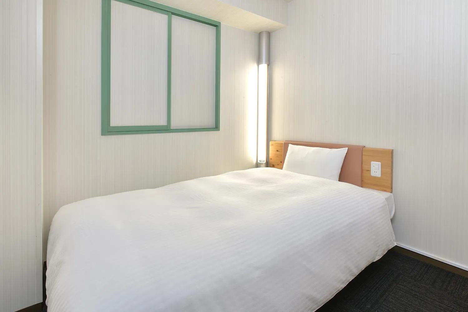 Washington R&B Hotel Shin Yokohama Ekimae  Yokohama (Kanagawa)